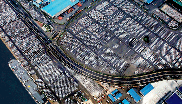 Cars Exported from Hyundai Motor’s Ulsan Factory: Cars are one of the country’s major export items.