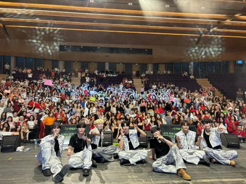 Kültür Yolu Festivali kapsamında düzenlenen K-pop Festivali büyük bir başarıyla tamamlandı