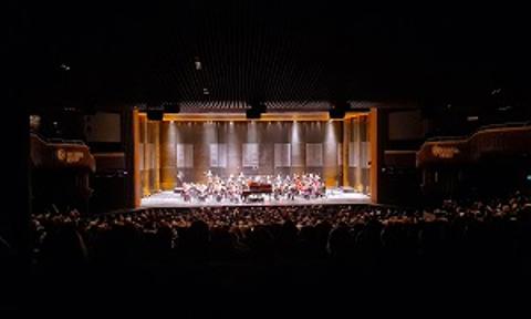 Borusan İstanbul Filarmoni Orkestrası & piyanist Chloe Ji-Yeong Mun Konseri Düzenlendi